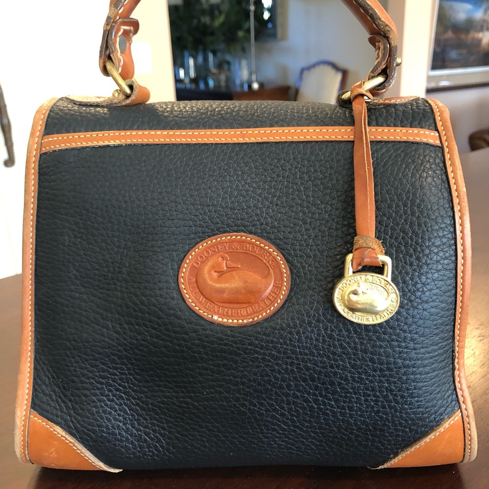 Vintage Dooney and Bourke handbag